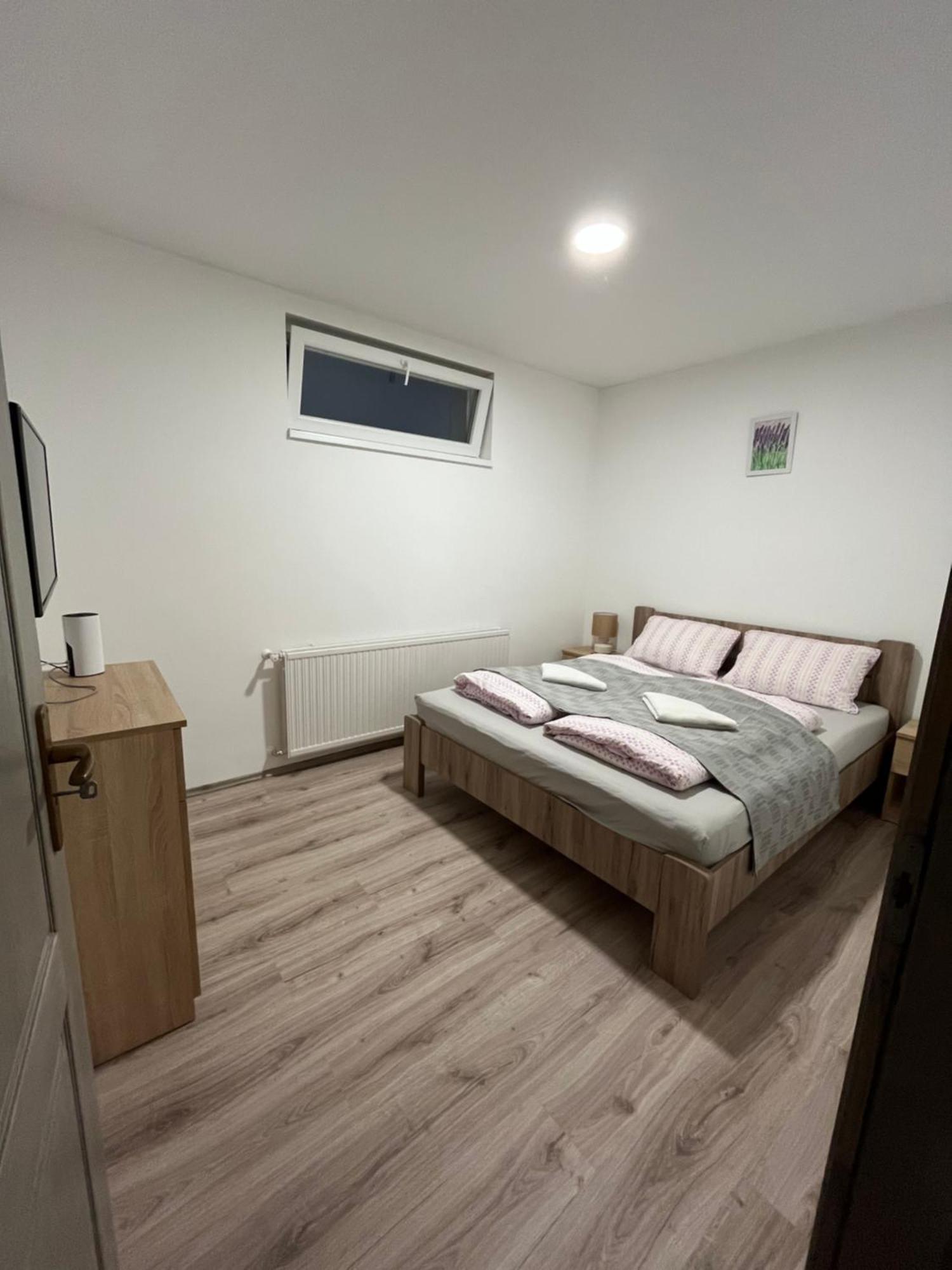 Mini Zoo Apartman Нагиканиша Екстериор снимка